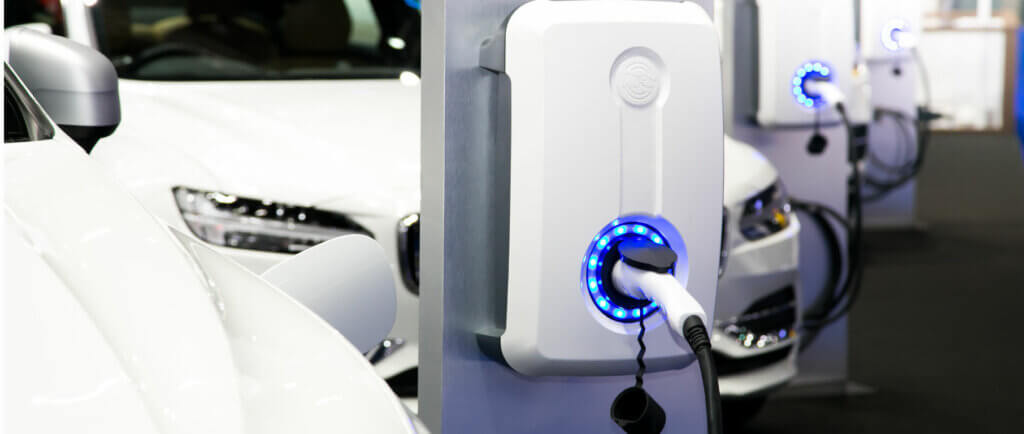 Gebrauchte E-Fahrzeuge überzeugend vermarkten 12 Beitragsbild PM BEV 1812px 768px