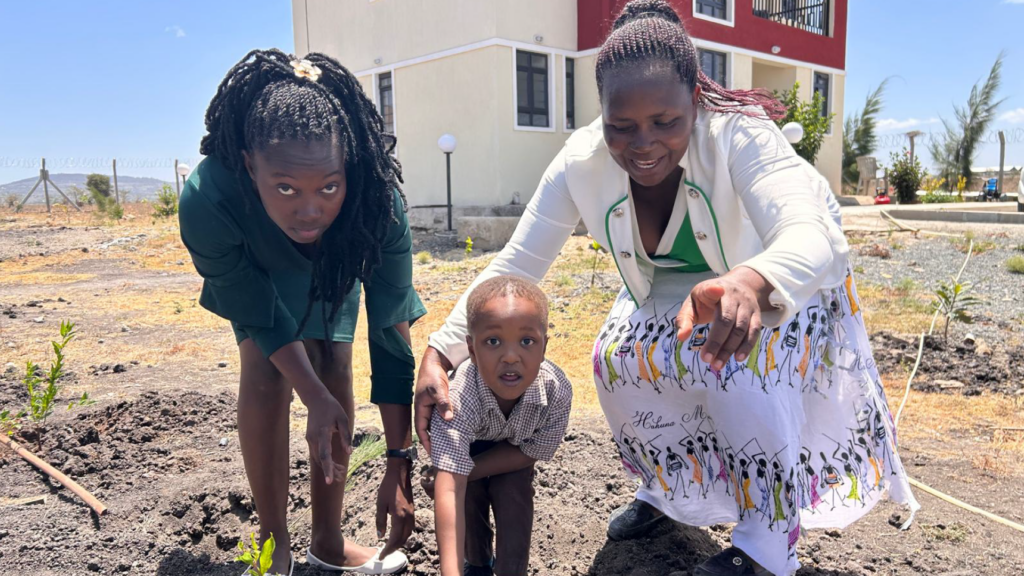 Menschen arbeiten zusammen für nachhaltige Projekte